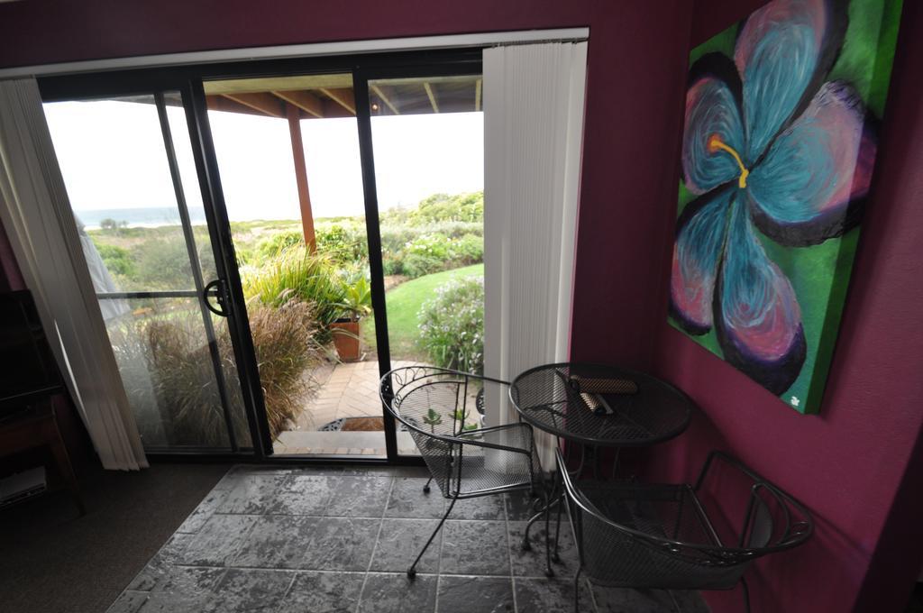 Beachfront * Narooma